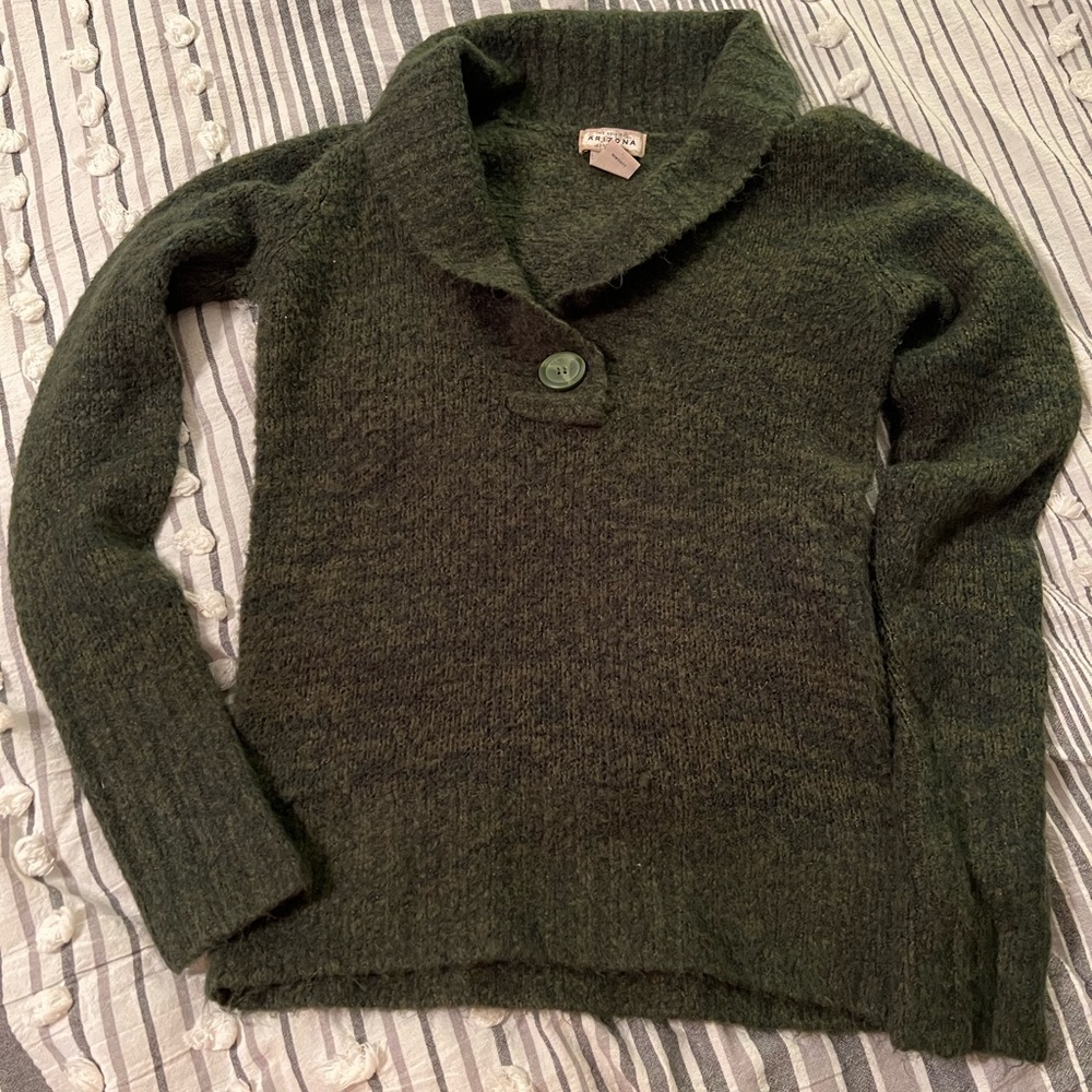 Women’s Sweater Size Medium. Arizona Jean Company.
